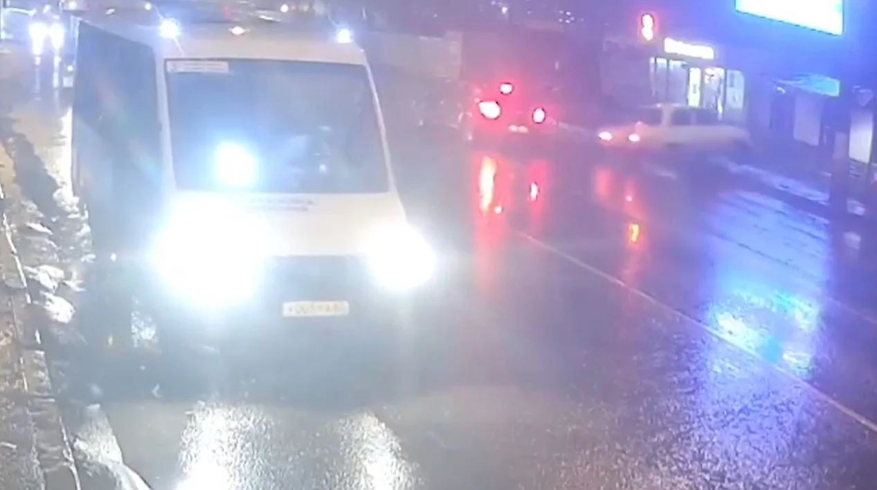 ВИДЕО: Авария на пешеходном переходе ул. Еременко