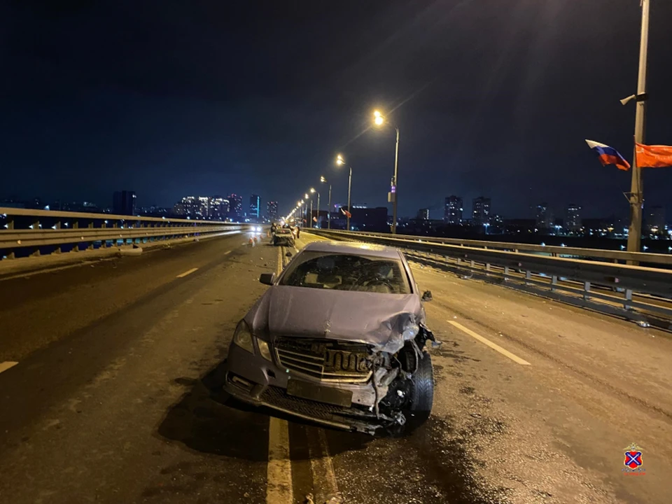 Массовое ДТП на танцующем мосту: четыре автомобиля, три пострадавших