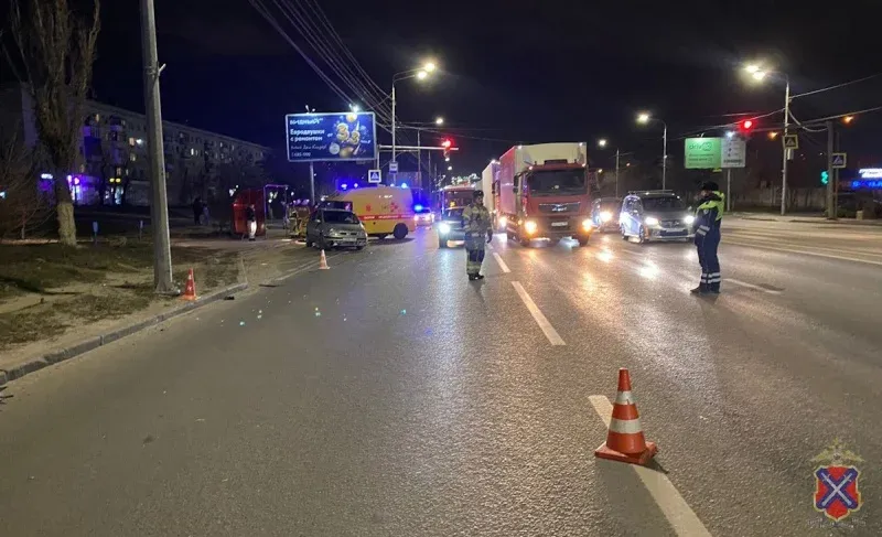 ДТП произошло в 16:40 на проспекте Университетском в Советском районе