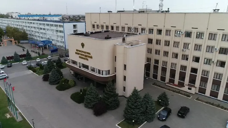 Рабочему из Камышина выплатят 100 тыс. рублей за отрезанные пальцы на производстве