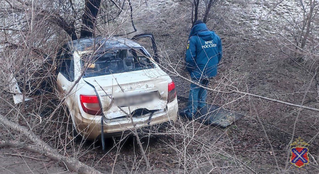 ДТП в Тракторозаводском районе: водитель погиб, двое детей в больнице