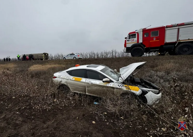 Тройное ДТП на трассе Р-22 в Иловлинском районе: одна пострадавшая