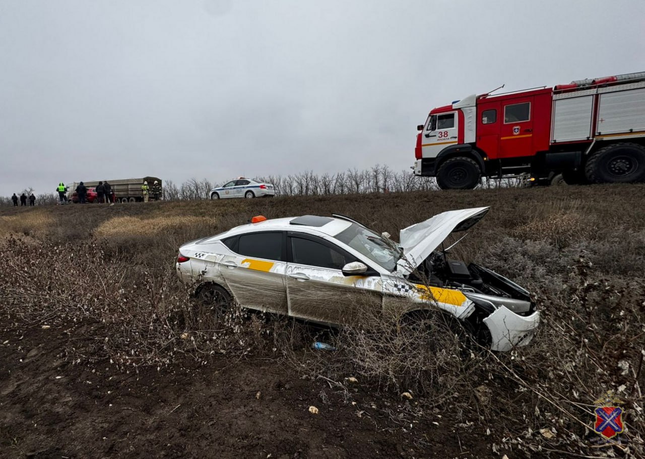 Тройное ДТП на трассе Р-22 в Иловлинском районе: одна пострадавшая