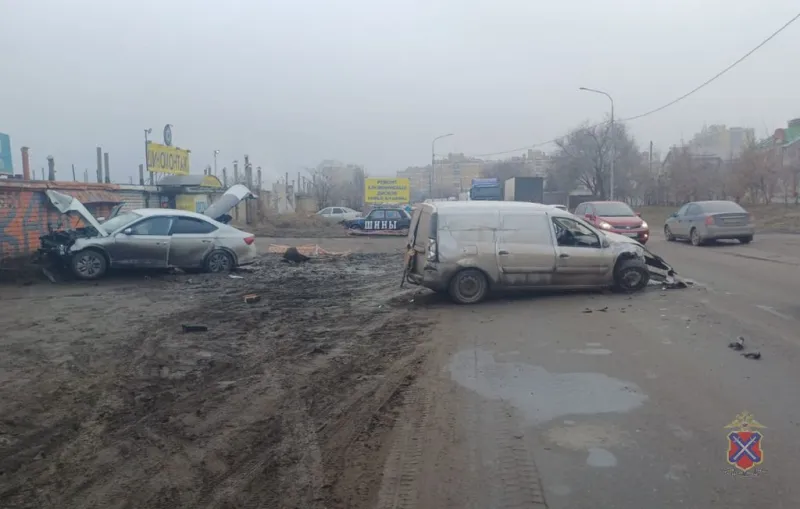 ДТП на проспекте Дорожников: водитель «Лады Ларгус» госпитализирован