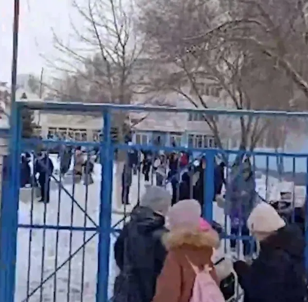 Ложная тревога: школьники сообщили о пожаре в гимназии, но его не было