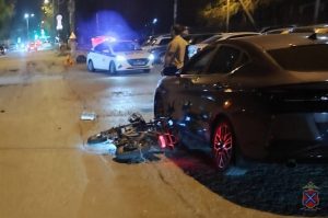 Во Ворошиловском районе «Хендэ Акцент» столкнулся с электросамокатом — пострадал самокатчик