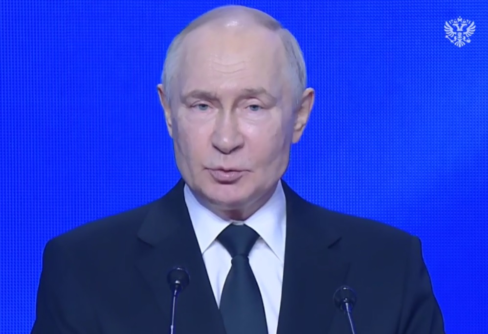 Президенты Путин и Лукашенко участвуют в Международном форуме в Волгограде