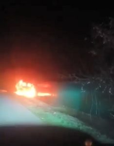 В Краснооктябрьском неизвестные поджигают автомобили