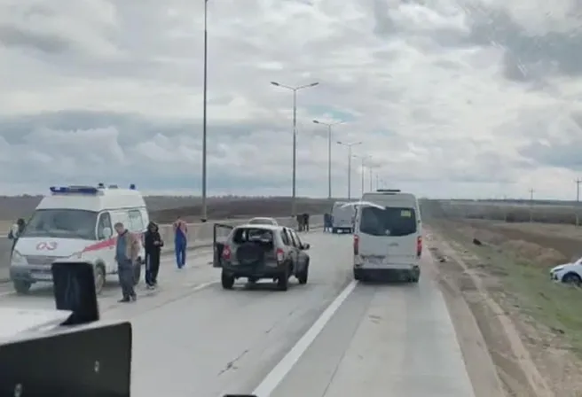 Видео: Страшное двойное ДТП под Волгоградом: пострадали женщина и ребёнок