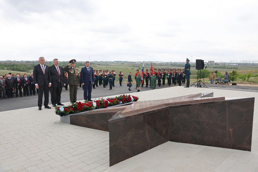 Мемориал защитникам Сталинграда открылся в Городищенском районе Волгоградской области