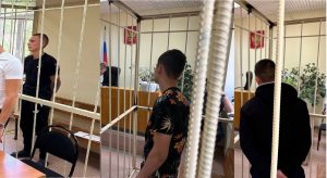 В Волжском трое молодых людей жестоко избили 56-летнего мужчину