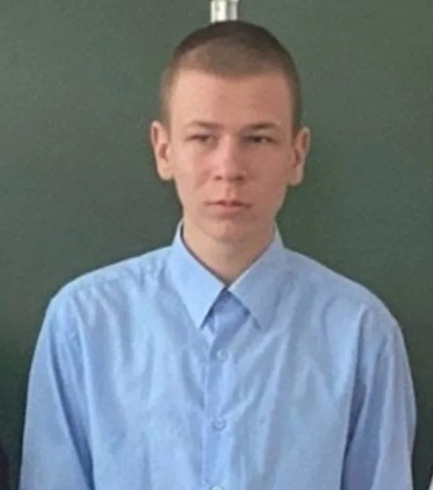 В Руднянском районе ищут 15-летнего Сергея Трофимова, угнавшего авто родителей