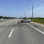 В Городищенском районе иномарка врезалась в ограждение: пострадала женщина