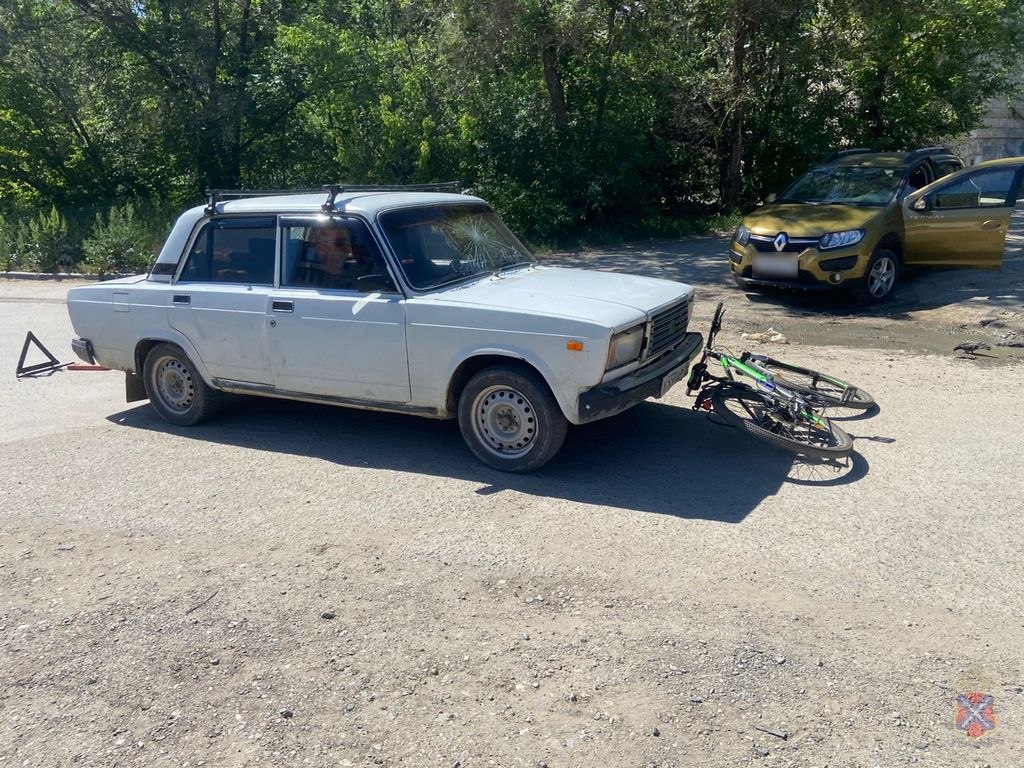 В Краснооктябрьском районе подросток на велосипеде попал в ДТП