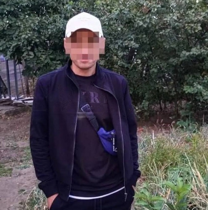 В Волгограде мужчина пытался задушить 12-летнюю школьницу в подъезде