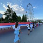 100-метровый триколор, ретроавто и пенная вечеринка: как отметят День России в ЦПКиО Волгограда