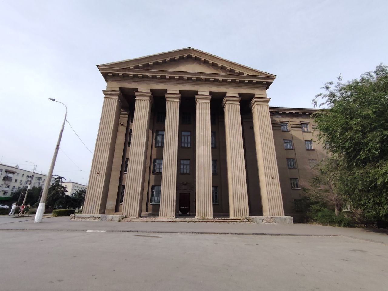 В здании бывшего гидромелиоративного техникума появится центр имени Пахмутовой