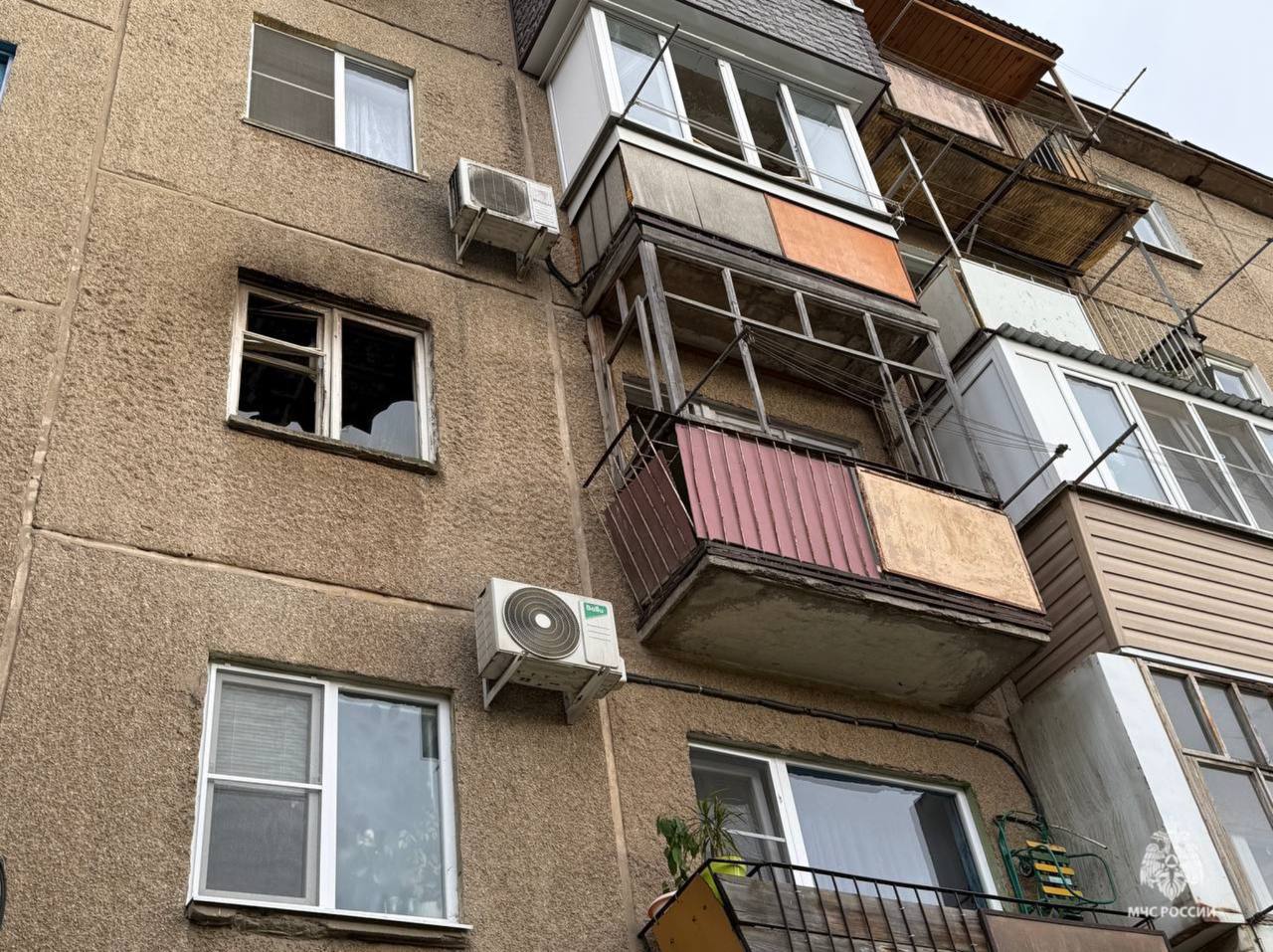 Пожар из-за самогонного аппарата: жильцы не пострадали, эвакуация не потребовалась