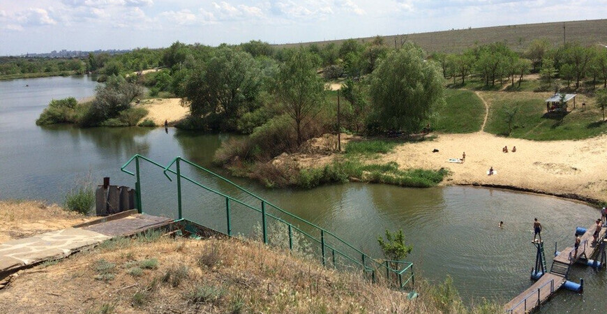 В Волгограде выявили пять опасных прудов — в воде нашли тяжёлые металлы