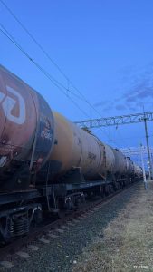 На станции Бекетовская школьник получил электротравму при фотосессии на грузовом вагоне