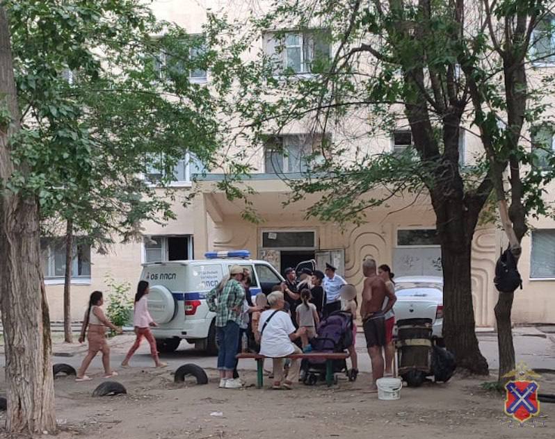 В Волжском прошёл массовый рейд по жалобам на хулиганство
