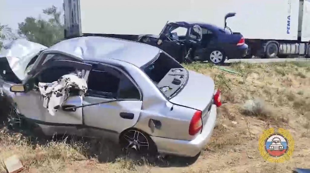Авария на трассе Волгоград – Луганск: один погибший, один в больнице