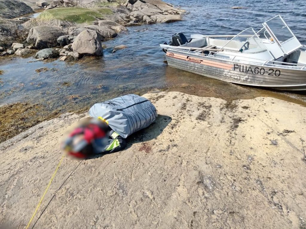 Трагедия в Белом море: найден один из троих пропавших байдарочников