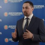 Обидевшийся депутат в шарфе за 60 тысяч обратился СК: кто такой Алексей Логинов