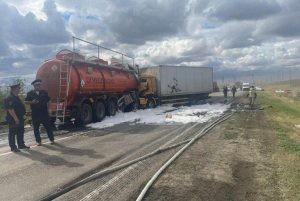 Пробка на трассе Волгоград — Саратов сохраняется после аварии