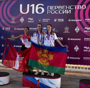 Юная волгоградка взяла серебро в беге с барьерами