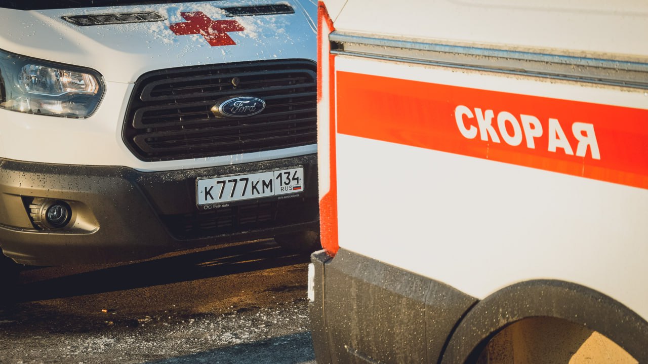 В Камышине трёхлетняя девочка выпала из окна и находится в больнице