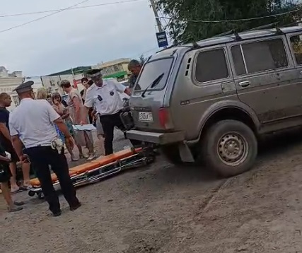 Погоня с ГИБДД в Леннском районе: инструктор повредил машины и скутер возле администрации
