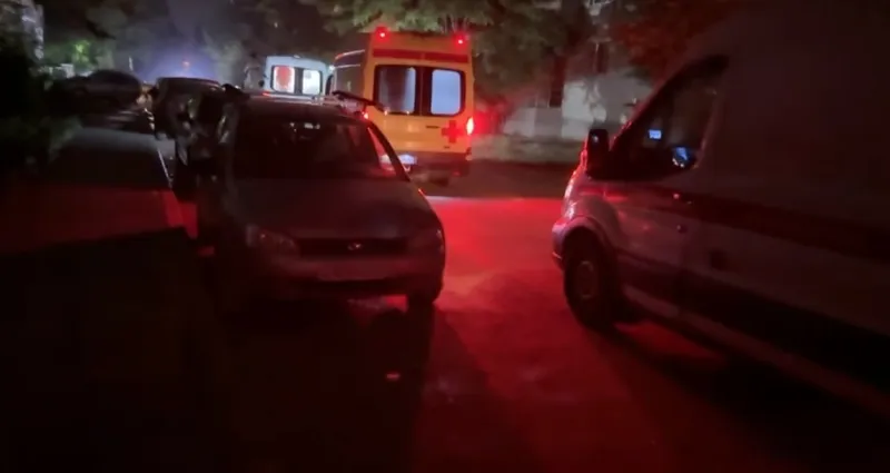 Пожар в Красноармейском районе: людей выносили на колясках
