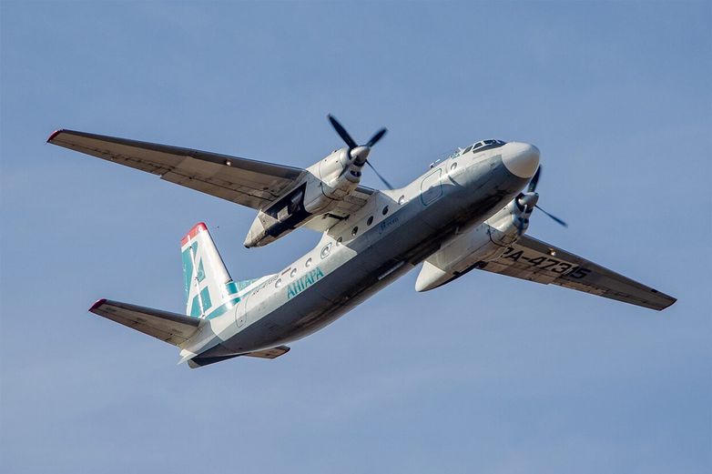 Разбился Ан-24 под Тындой: на борту 48 человек, поиски осложнены густым лесом