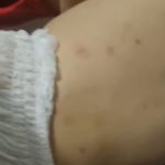 В Волжском женщину подозревают в жестоком обращении с детьми: семья живёт в общежитии без еды и мебели