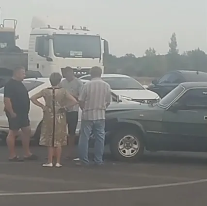 Серьёзная авария парализовала движение после Госпитомника в сторону Волгограда