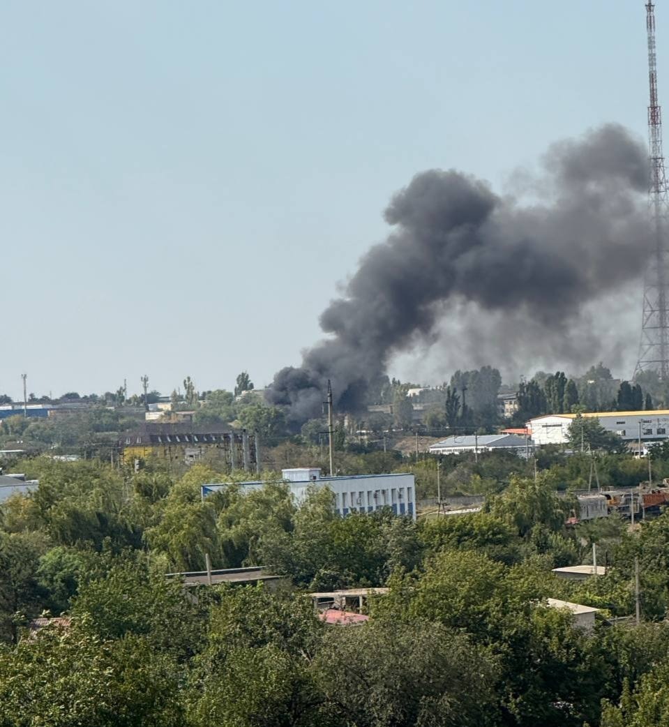 МЧС сообщает о возгорании в промзоне Жилгородка
