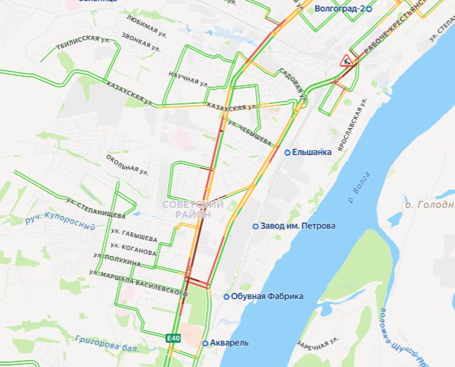 Массовое ДТП парализовало движение на Университетском проспекте