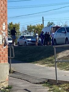 В Волгограде под колёса автомобиля попали две девочки-подростки