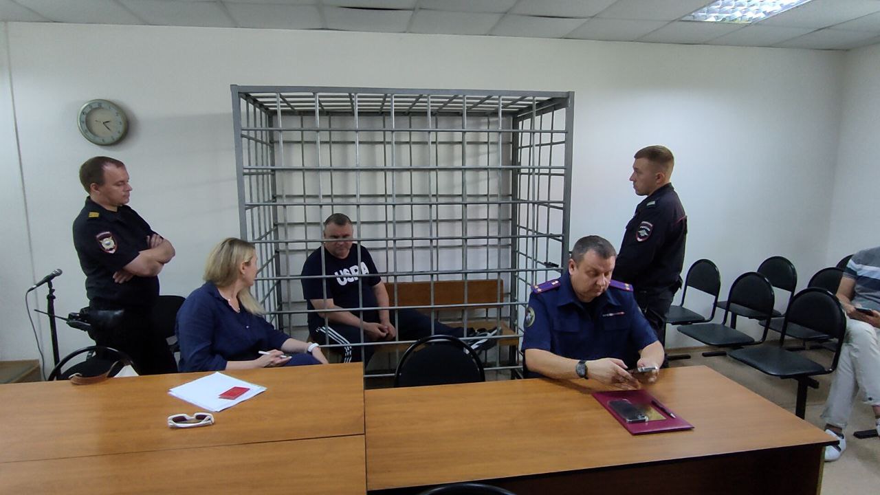 Михаилу Серенко вменили клевету с обвинением в преступлении против половой неприкосновенности