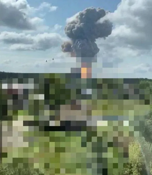 Взрывы в Волгограде? Жителей двух районов напугали громкие звуки — опасности нет
