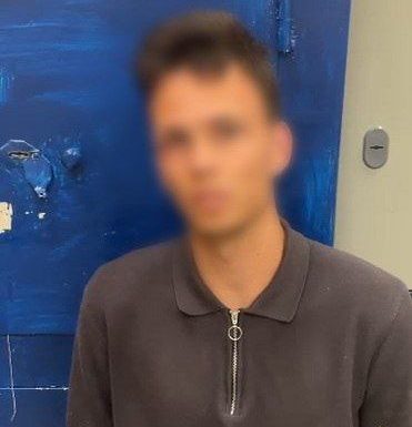 В Волгограде задержали курьера телефонных мошенников с миллионной «добычей»