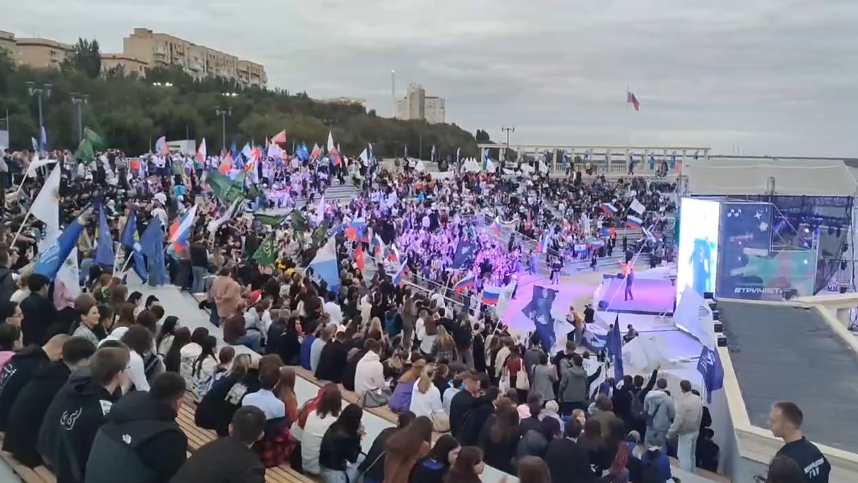 День города в Волгограде 2025: концерты, фестиваль и фейерверк на набережной