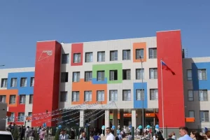 В Волгограде открыли школу на тысячу мест с уникальным планетарием