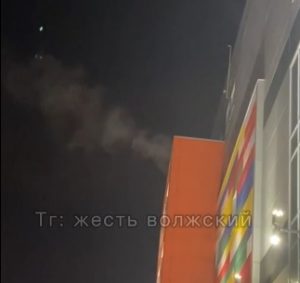 Пожарная тревога в ТРЦ «Планета Лето» в Волжском: сработала сигнализация, всех вывели из здания