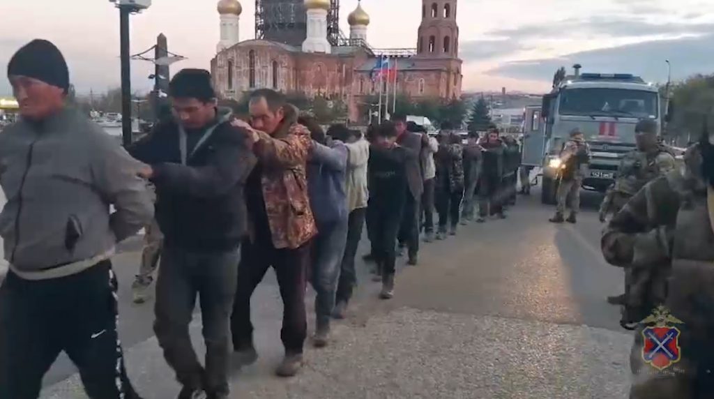Миграционный рейд в Городищенском районе: 17 иностранцев выдворят из РФ