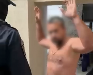 Трое жителей Светлоярского района помогали иностранцам получать фиктивные документы