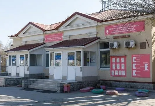 В центре Волгограда в инфекционном отделении детской областной больницы внезапно пропала горячая вода