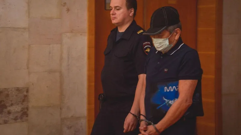В Волгограде начались прения по делу Александра Пака, обвиняемого в гибели многодетной женщины