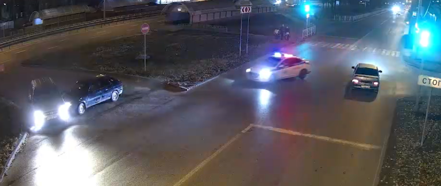 В Дзержинском районе Волгограда задержан водитель без прав после погони